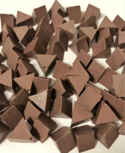 Z1 Zirconium Plastic Abrasive Tumbling Media for Titanium Deburring Polishing