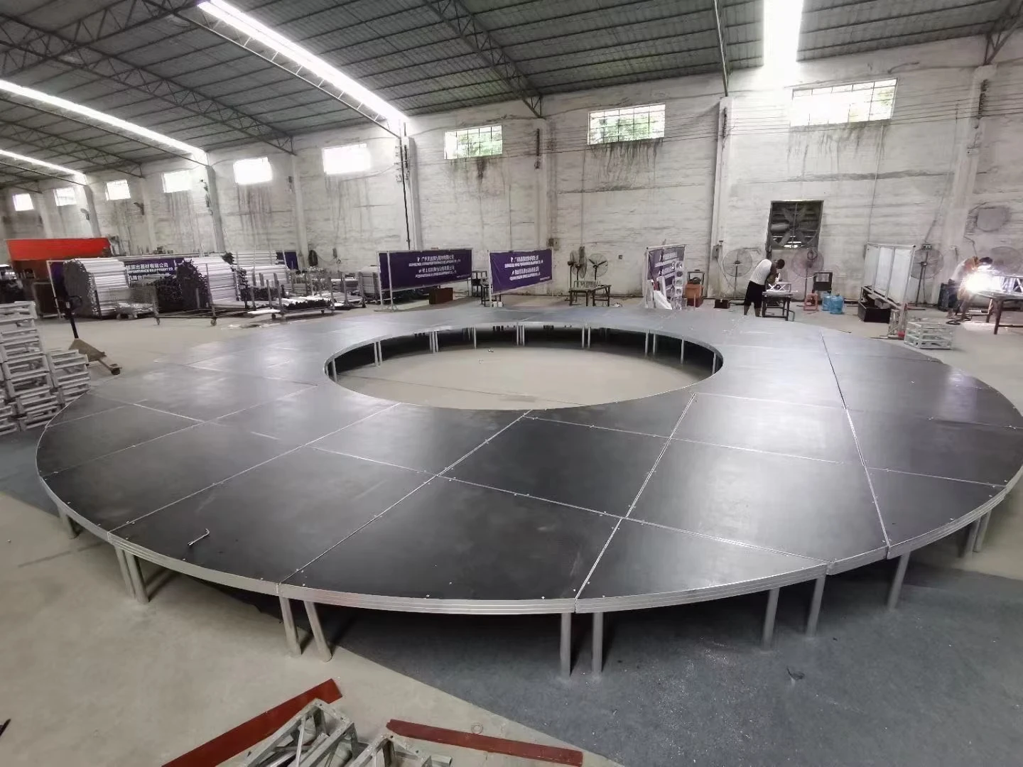 Customize Aluminum Alloy Portable Stage High Stability Curve stage Performance Outdoor For Show