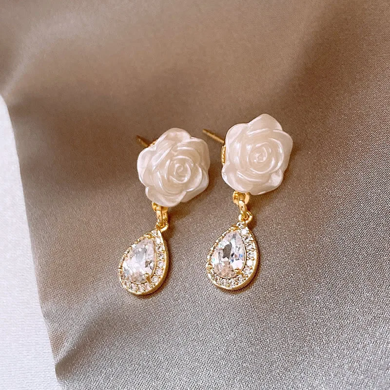Wholesale Exquisite Earrings S925 Silver Needle Waterdrop Crystal Camellia Shaped Pendant Earrings for Girls