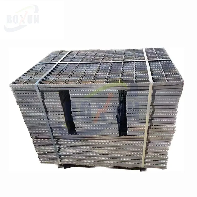 Factory Supply self color Black Steel Grating, Non-galvanized Mild Steel Serrated Grating, Metal Rebar Steel Grating