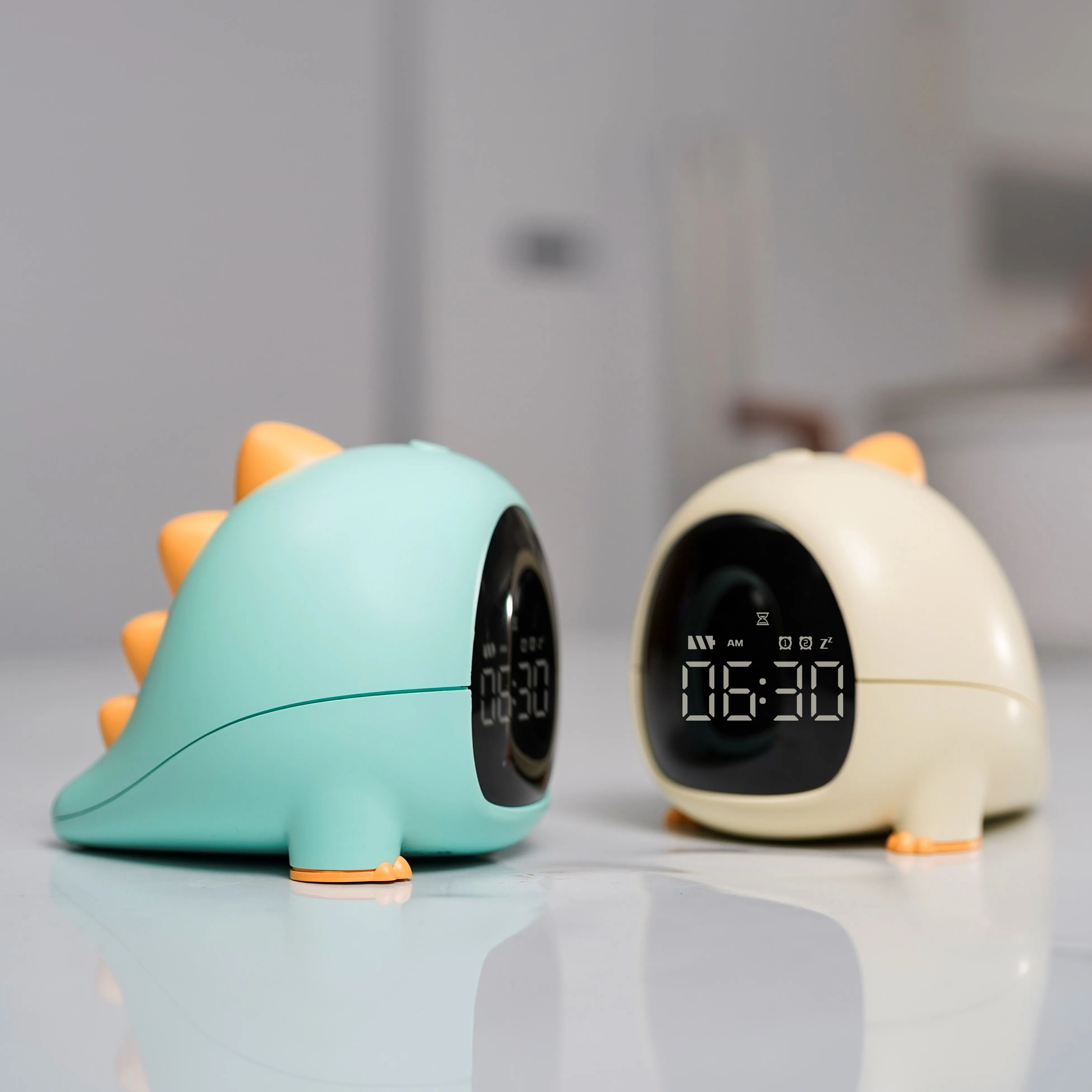 Smart Control Cute Dinosaur Alarm Clock Adjustable Timer and Volume for Students for Desktop and Outdoor Use