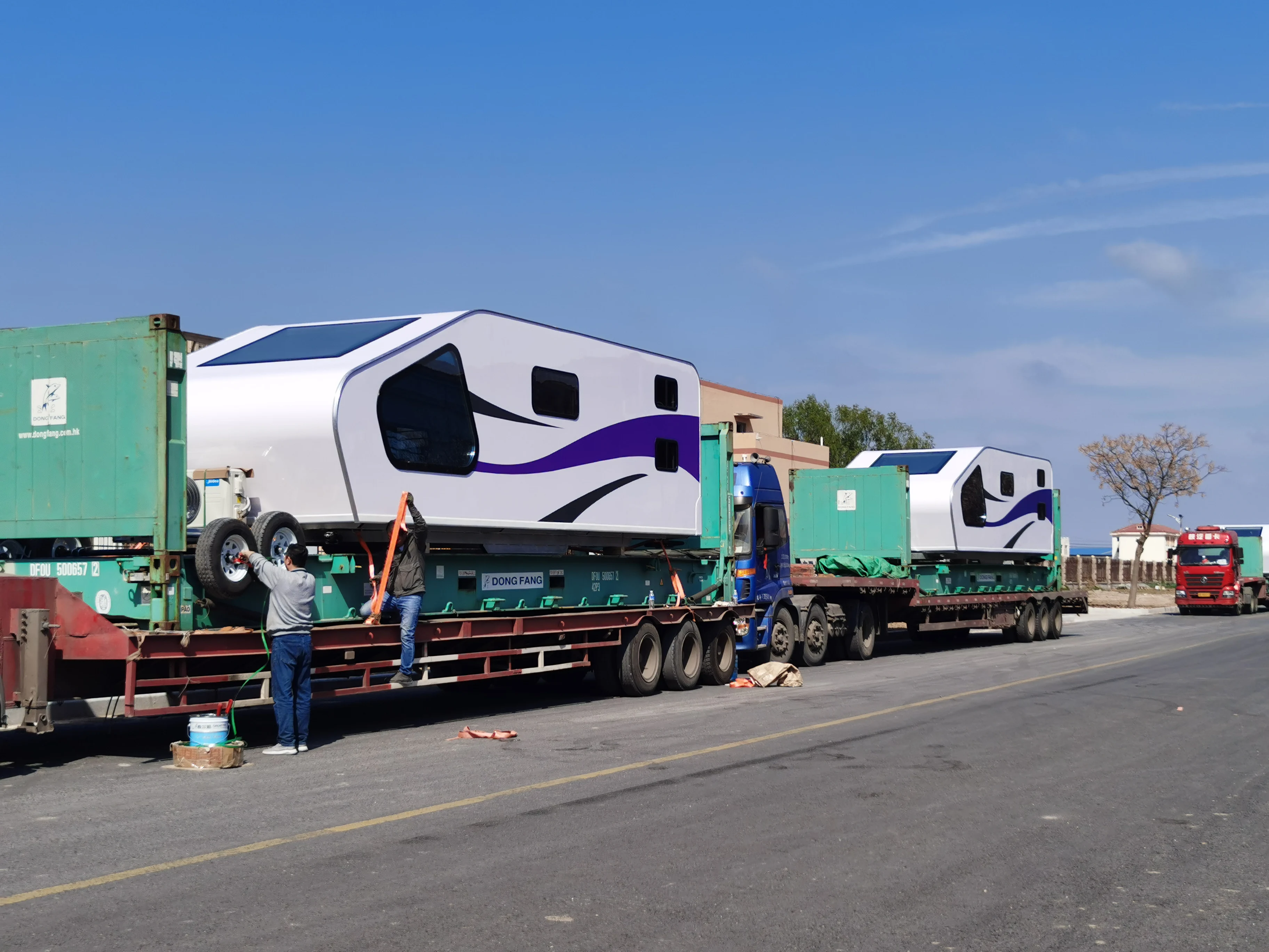 Modern Design Nice Quality Luxury Large Travel Trailer Rv Camper   Trailer caravan