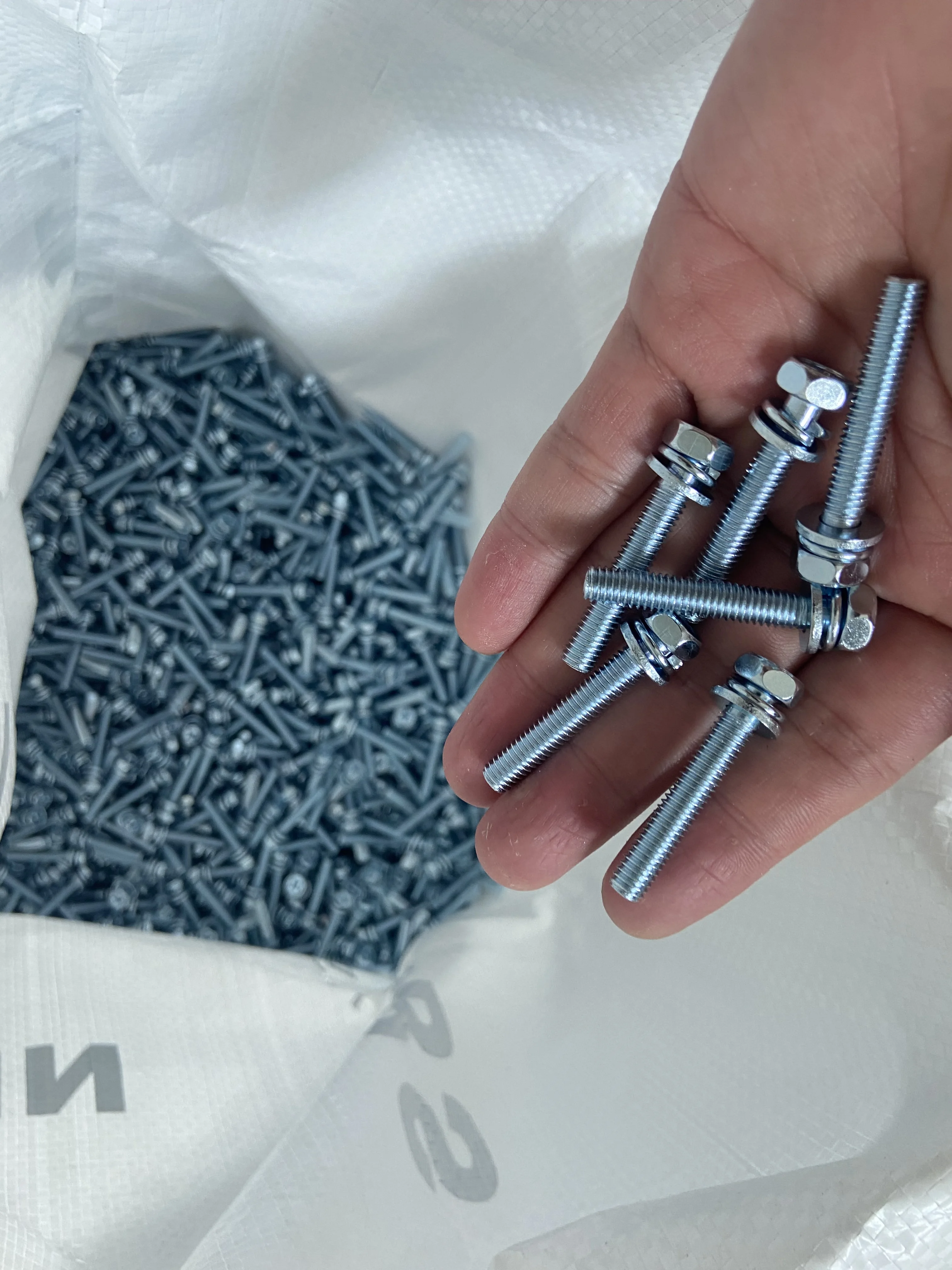 M5 X16 черный поставщик кровельный Промакс M5X25Mm сварочный болт Bolteo Isusu шайбы сцепления болты 4 болта M12 X 50 125