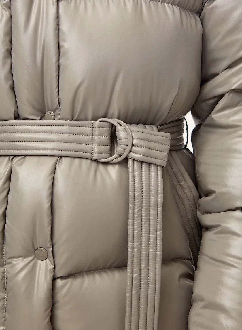 2021 wholesale  high quality women winter coats custom bubble coats down jackets for women