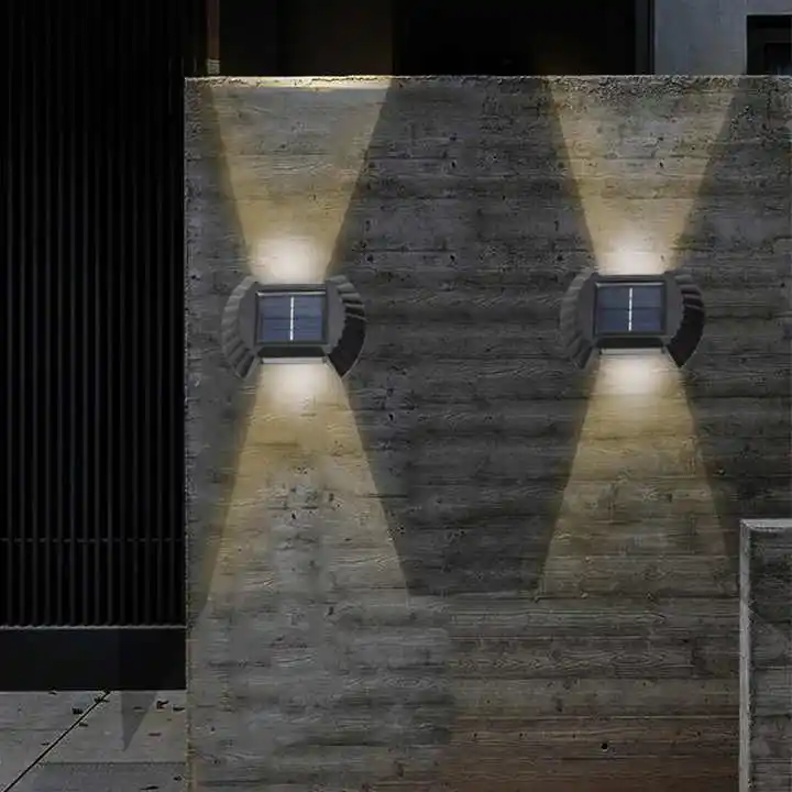 Outdoor Solar LED Lamp 8LED Waterproof Garden Decoration Wall Stair Aisle Light Yard Luminous Wall Washer