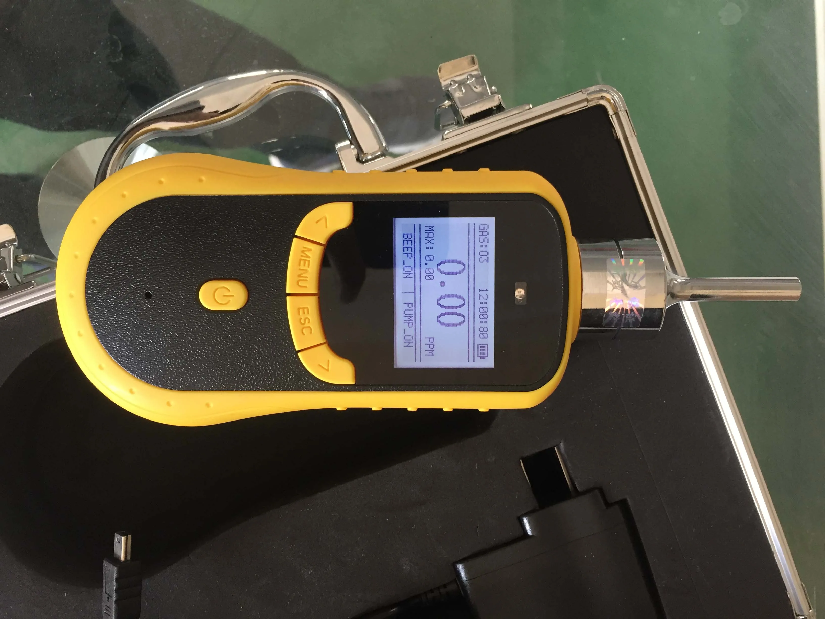 Flygoo Pump Suction Model Portable Ozone Monitor Tester