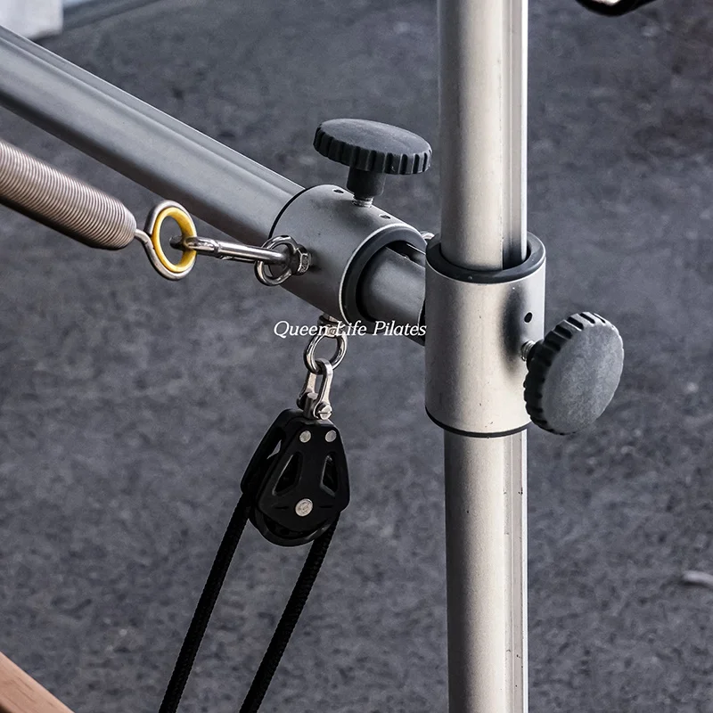 Queenlife High End Commercial Yoga Studio 12 Springs Maple Wood Full Track Half Tower Reformer Pilates Machine for sale