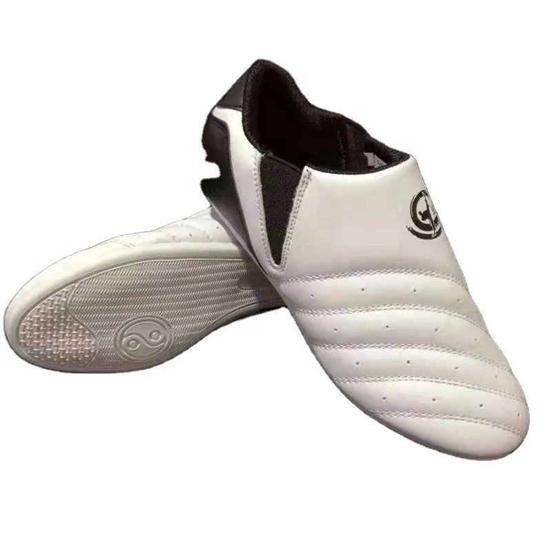 POPULAR Breathable Taekwondo Shoes Martial Arts Shoes Soft Oxford Soles Sneakers