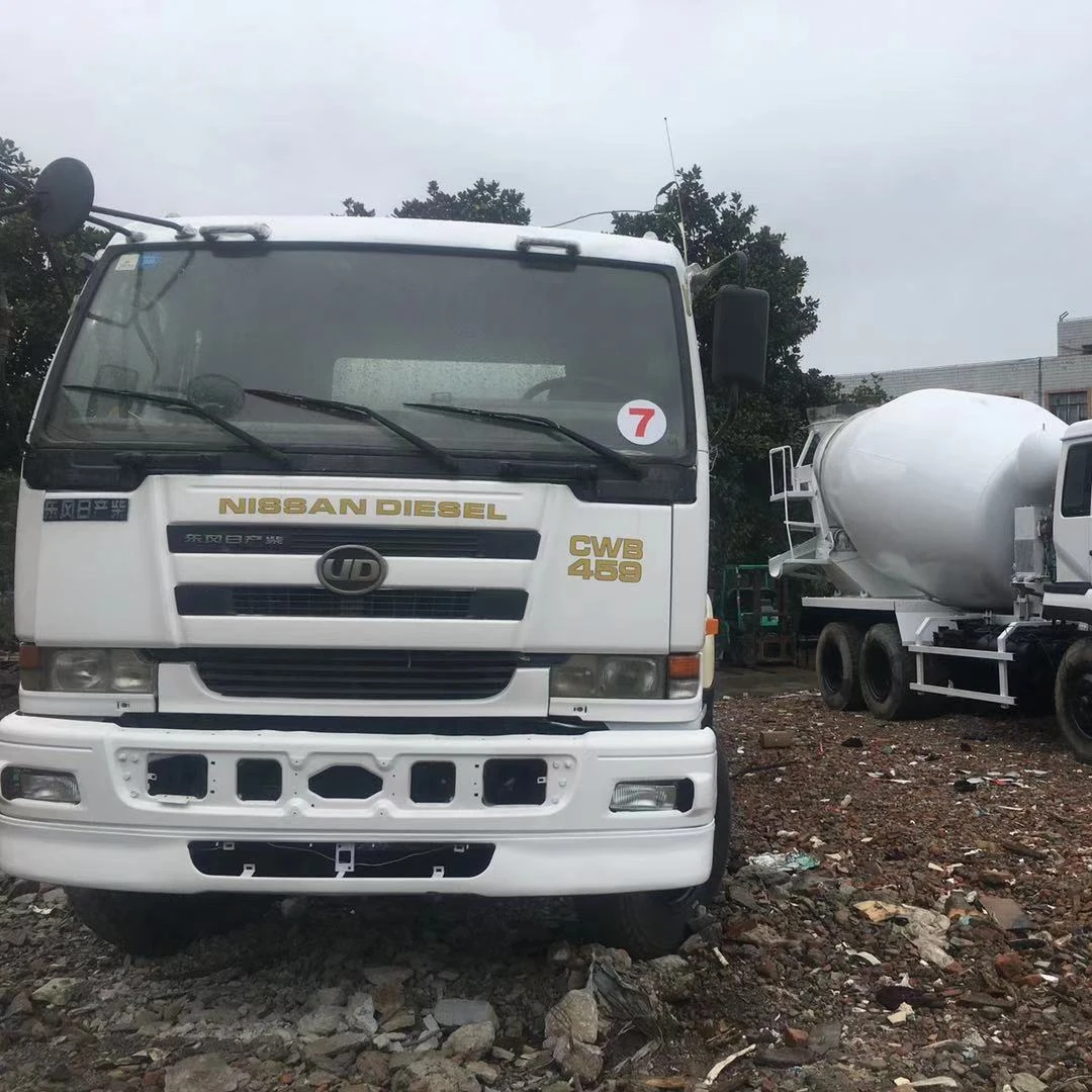 Japan second hand UD nissan concrete mixer truck used mixer truck UD prices
