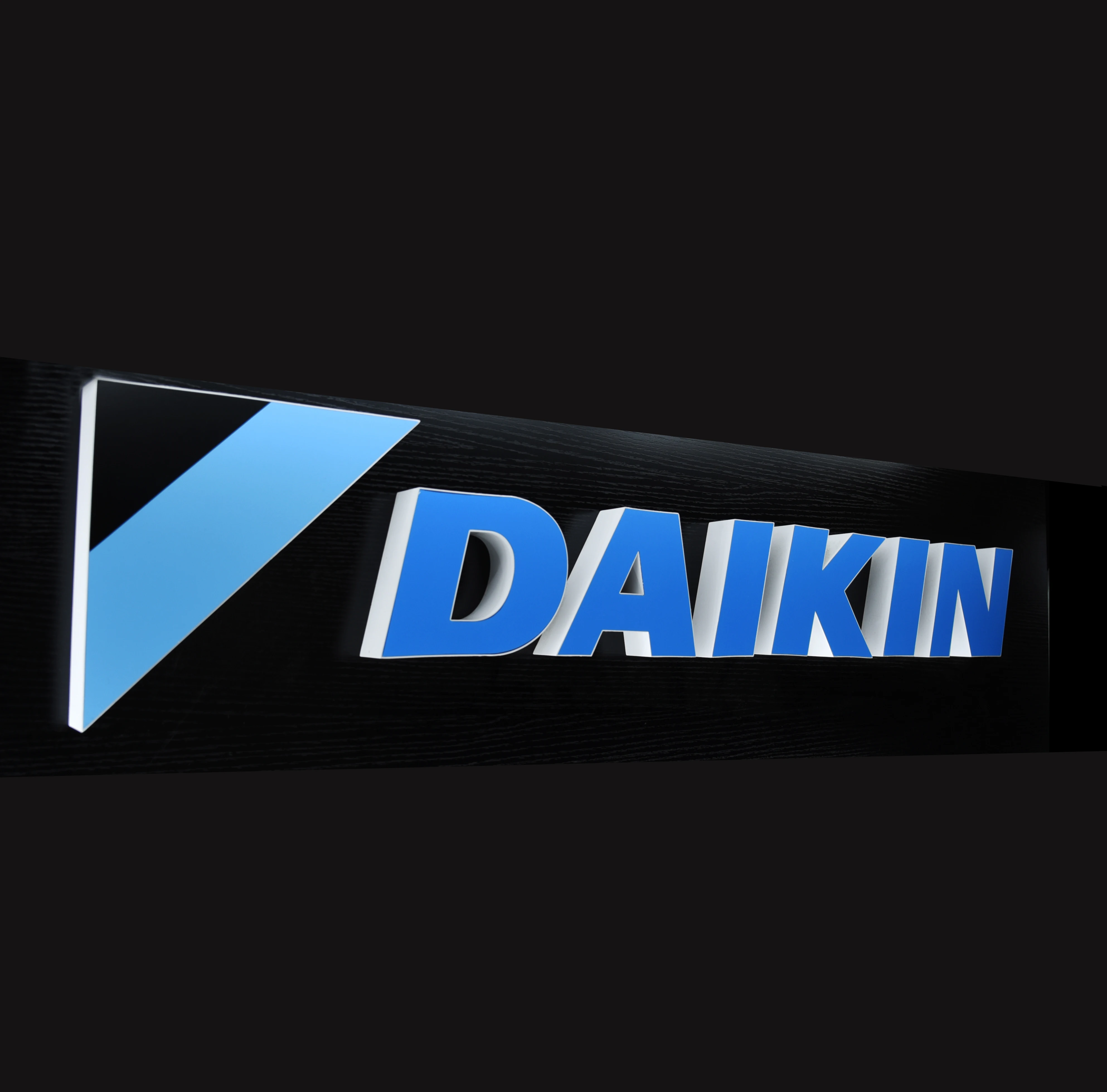 Advertising Illuminated Outdoor Light Led Letter Business Store Front Sign 3D Acrylic Light Up Custom Logo Electronic Sign