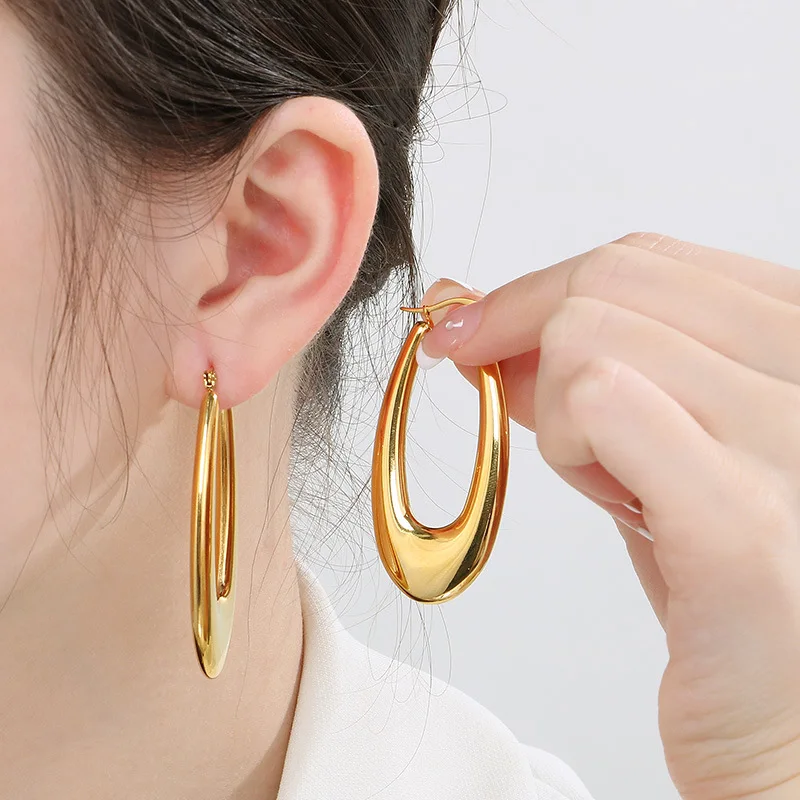 Classic Fashion Jewelry Earrings 18K Gold Plated Stainless Steel Hollow Out U Shape Chunky Thick Gold Hoop Earrings For Women