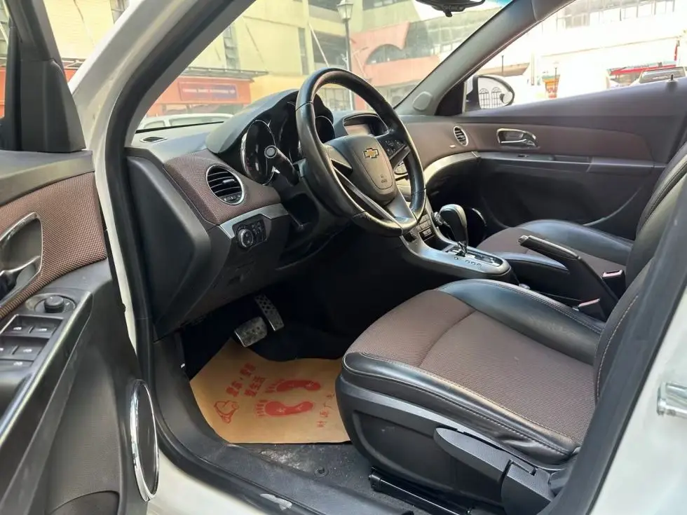 Wholesale 2014 Chevrolet monza 1.6L used car cheap vehicles taxi driving school online car-hailing for sale