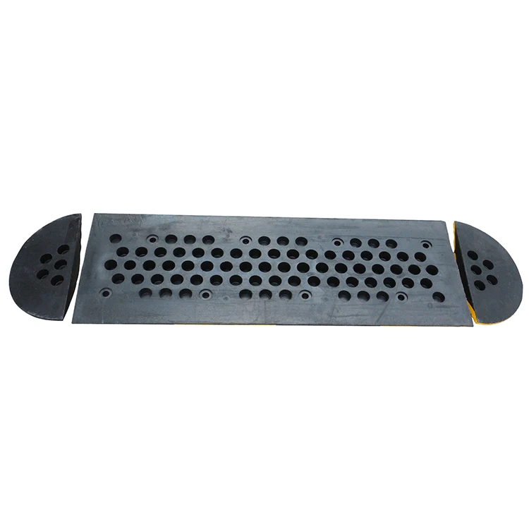 High Quality Heavy Duty Rubber Speed Breaker for Garage Parking Lot Roadway Road Bump Speed Hump
