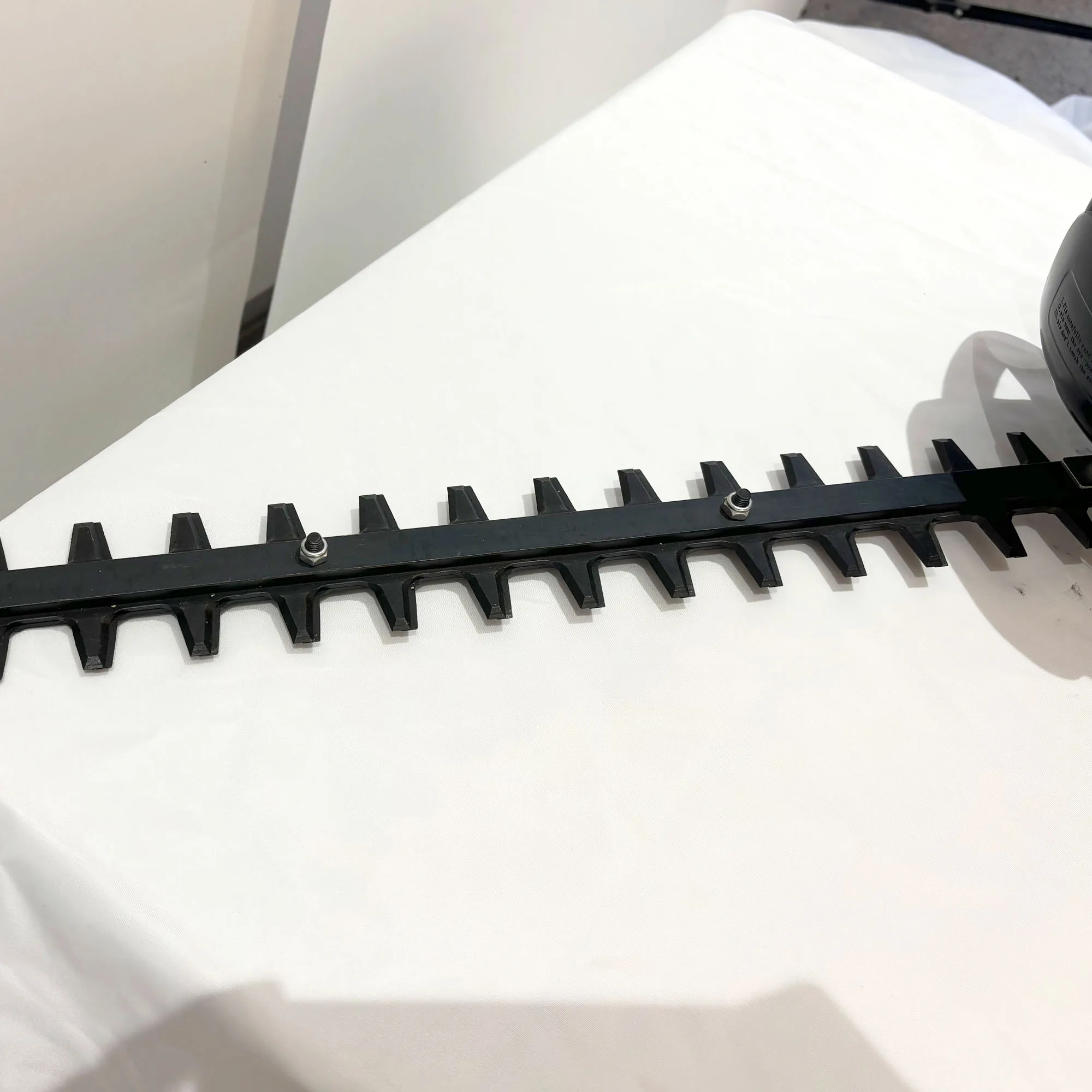 Cheap Price 2 Stroke Tree Trimming Brush Hedge Trimmer Shrub Lawn Leaf Cutting Gasoline Cordless Hedge Trimmers