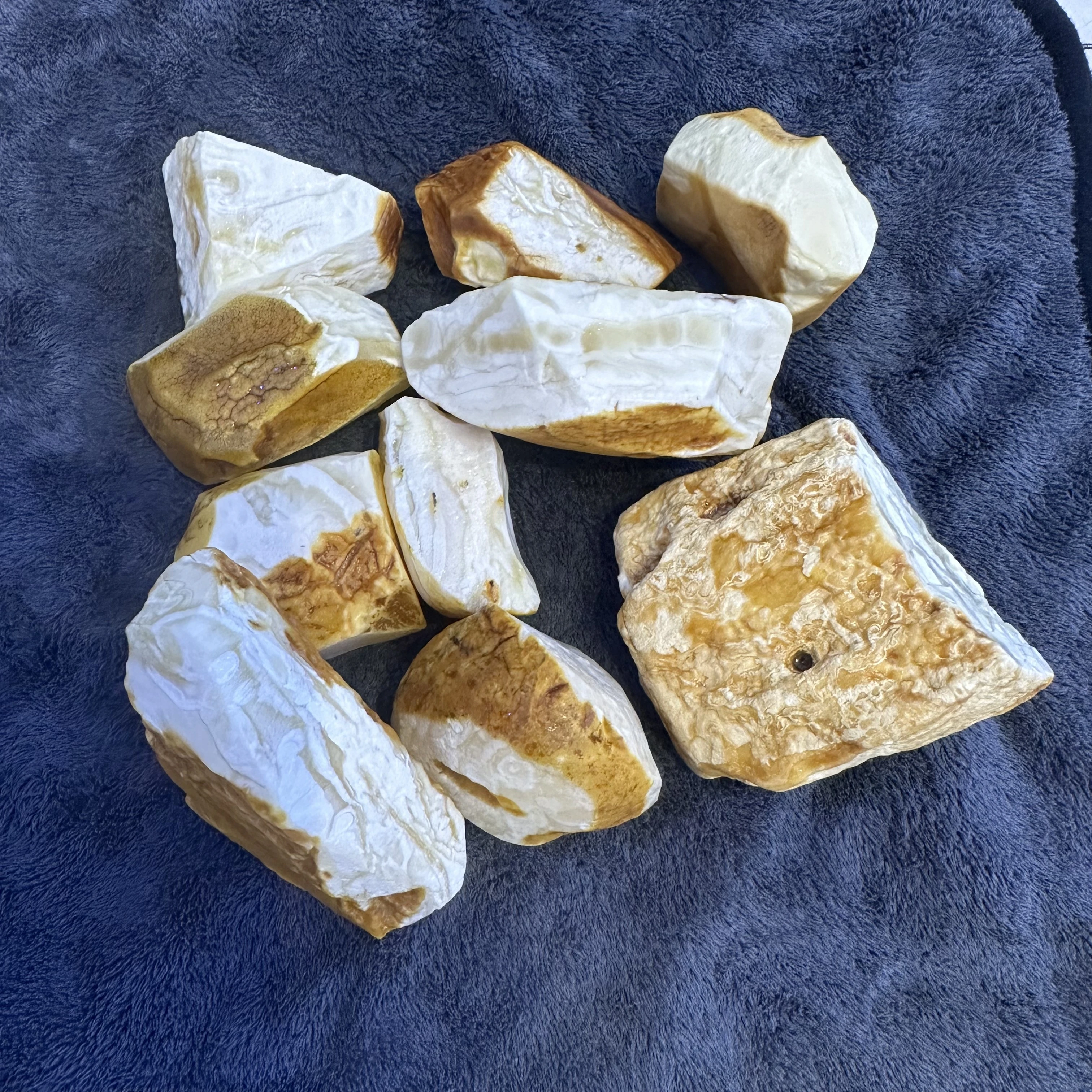 amber raw stone, tiger-white,100% natural Baltic amber, high quality amber stone