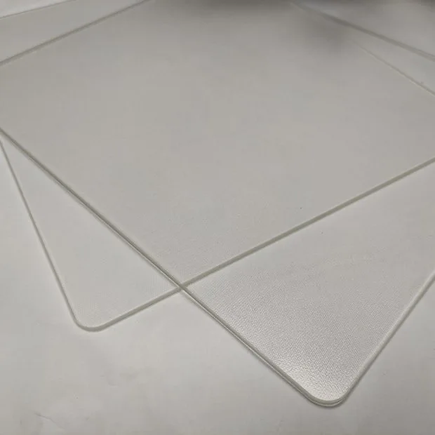 High Transparent Photovoltaic 3.2mm 2mm Clear low Iron Solar Panel Tempered Glass From China Glass Factory