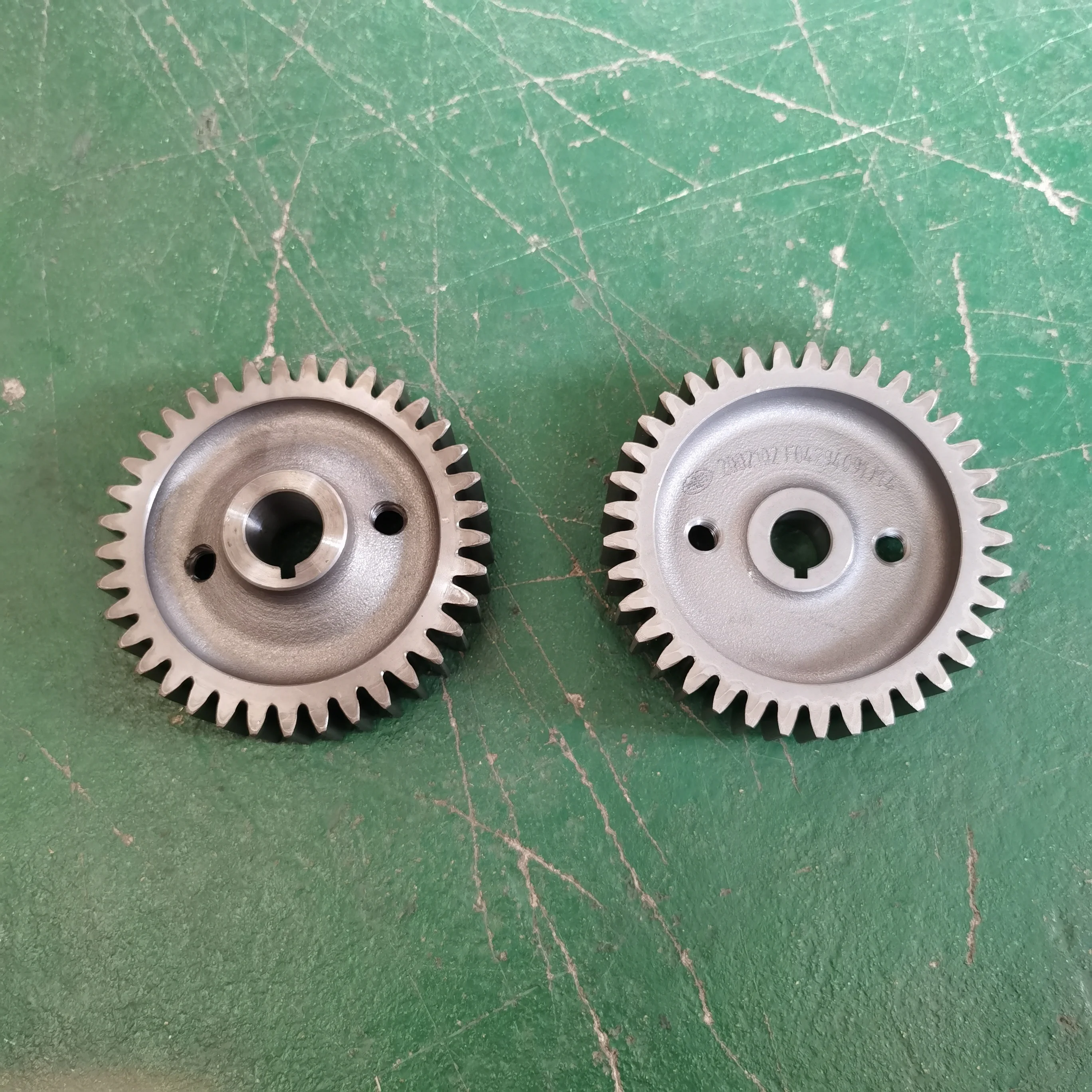 TCD2013 L06 2V Toothed gear 04294091 04283569