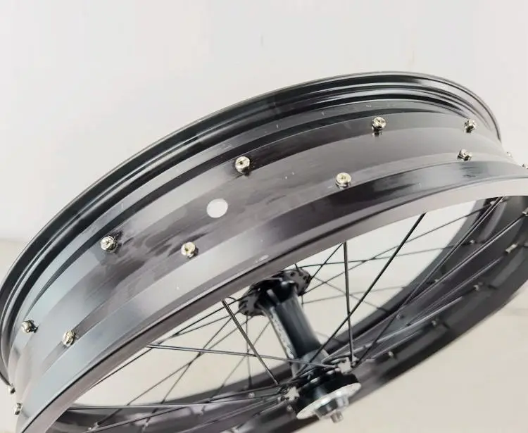20*4.0inch Front Wheel 20inch 135*15 Thru-axle Front Air Suspension Fork for Fat Bike/Doodlebike