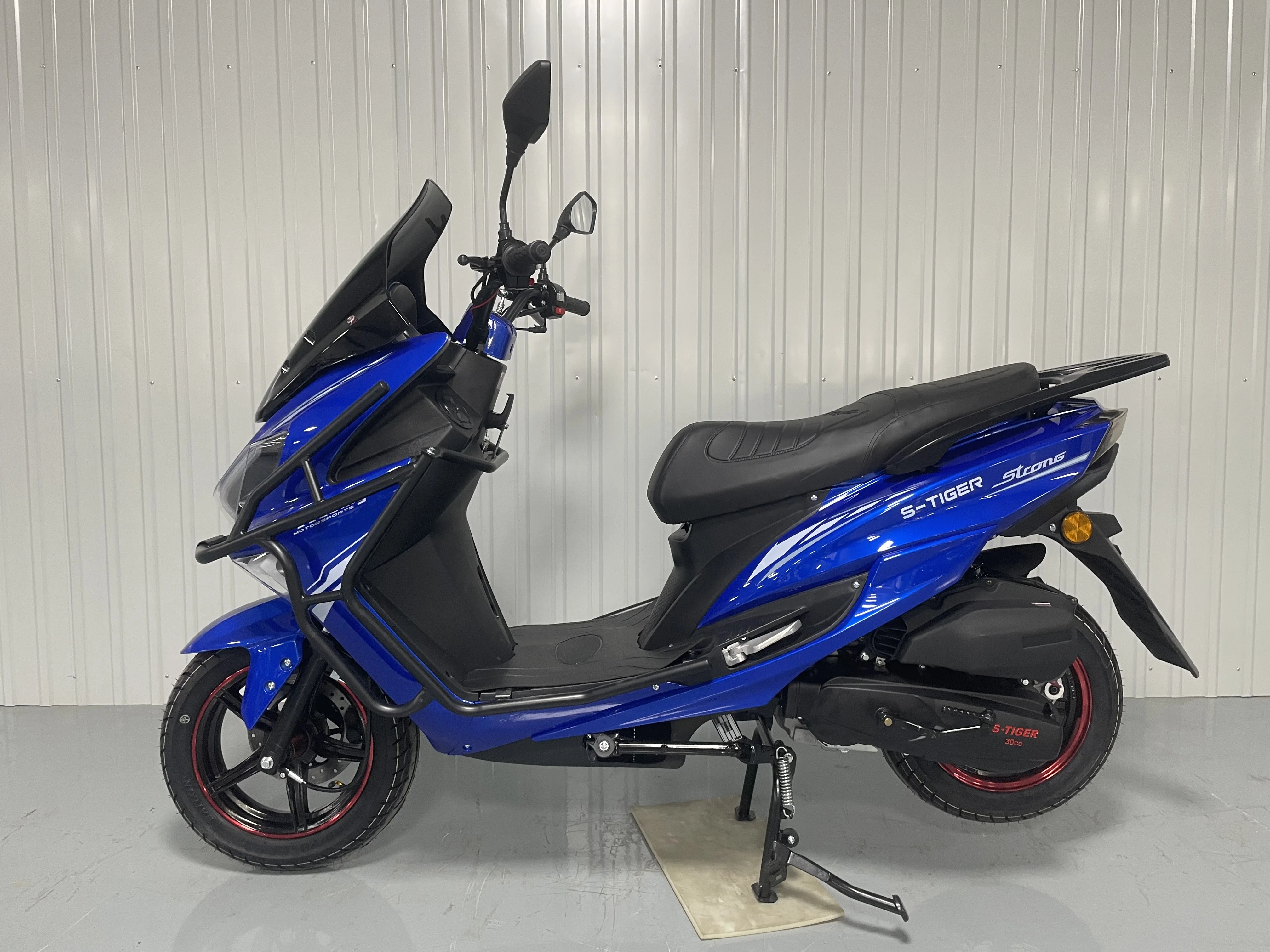 125cc/150cc good selling gasoline scooter with best price,CKD packing
