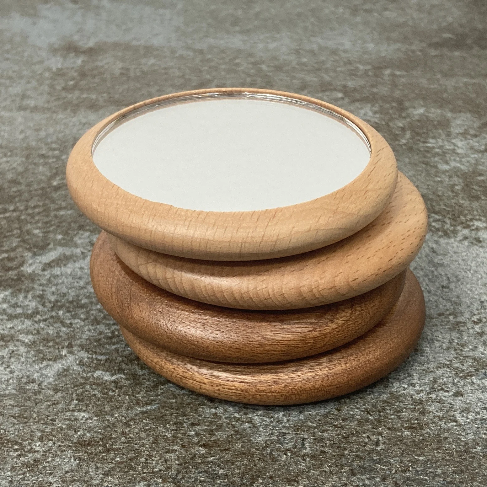 Round Wooden Makeup Mirror, Small Size Wood Pocket Mirror, Environmental Material Portable Mirror