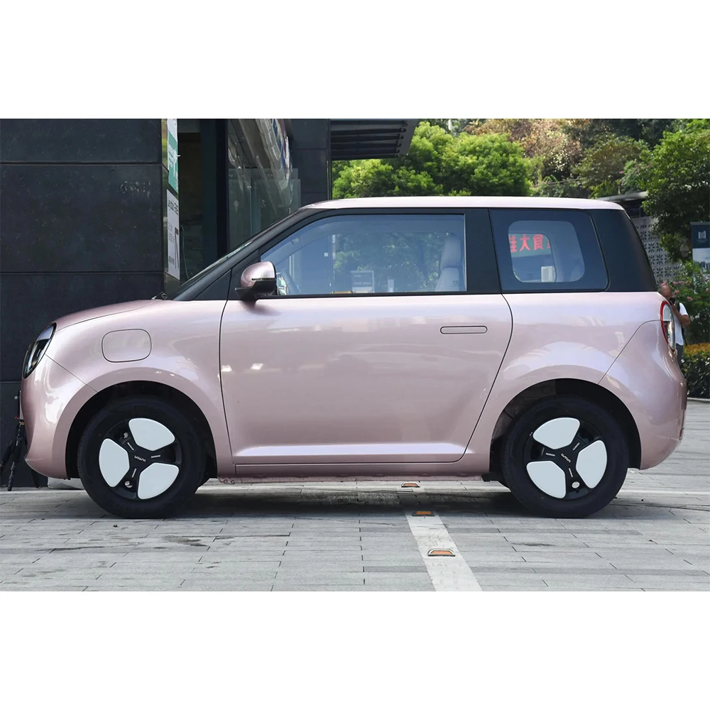 Mini New Energy Cars Changan Lumin 3-Door 4-seater Hatchback 205KM Long Range Electric Vehicles for Sale