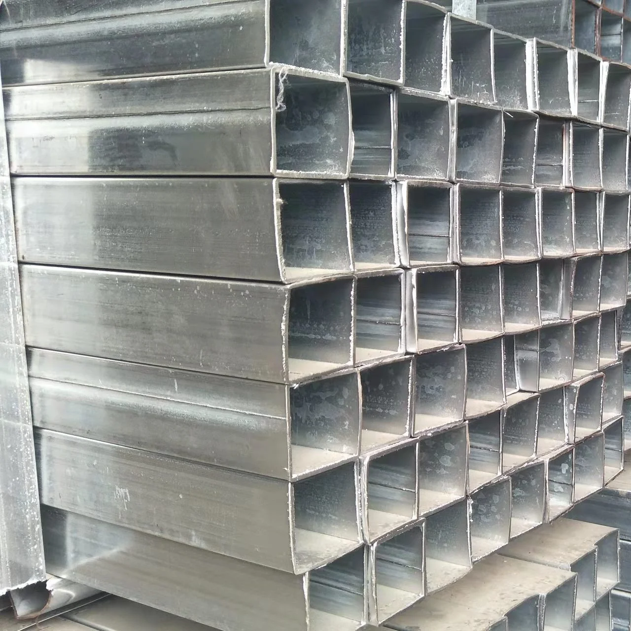 Hot Dipped Galvanized Steel Square Pipe ASTM A53 Galvanized Carton Tube