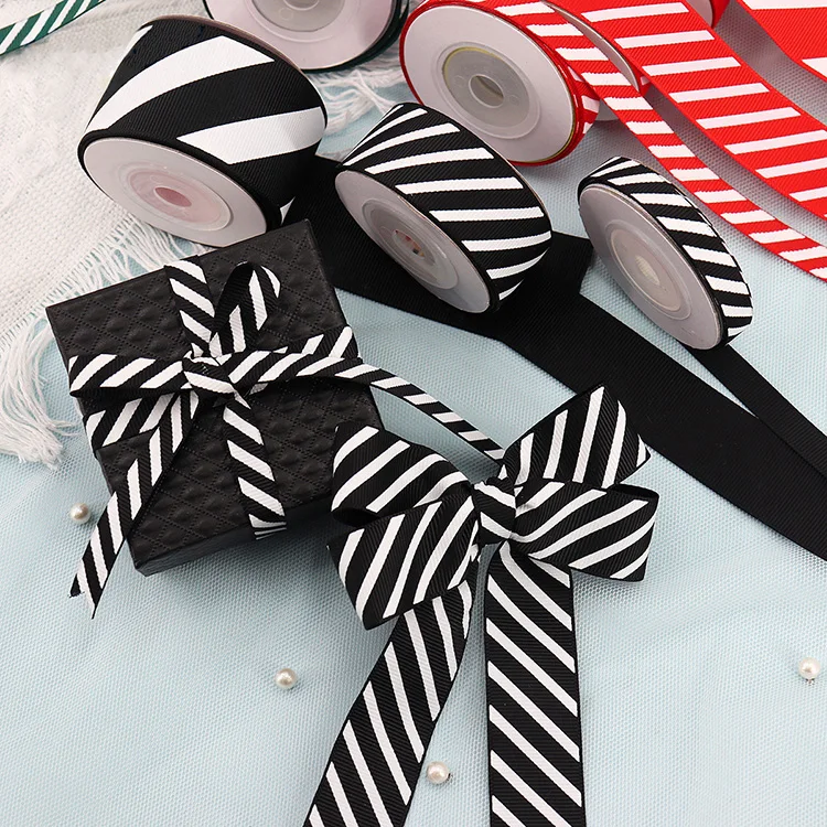 Hot Sale Diagonal Stripe Thread Carnival Gift Box Packaging Festive Decoration Christmas Ribbon