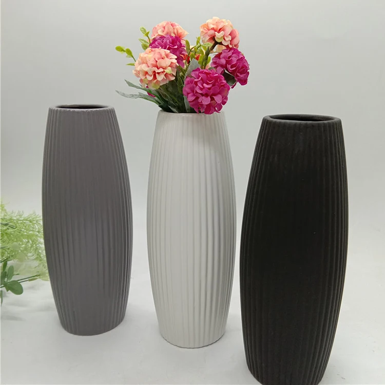2021 New Design Hammered Ceramic White Flower Vase Ceramic Clay Vases Galvanized White Square Vases