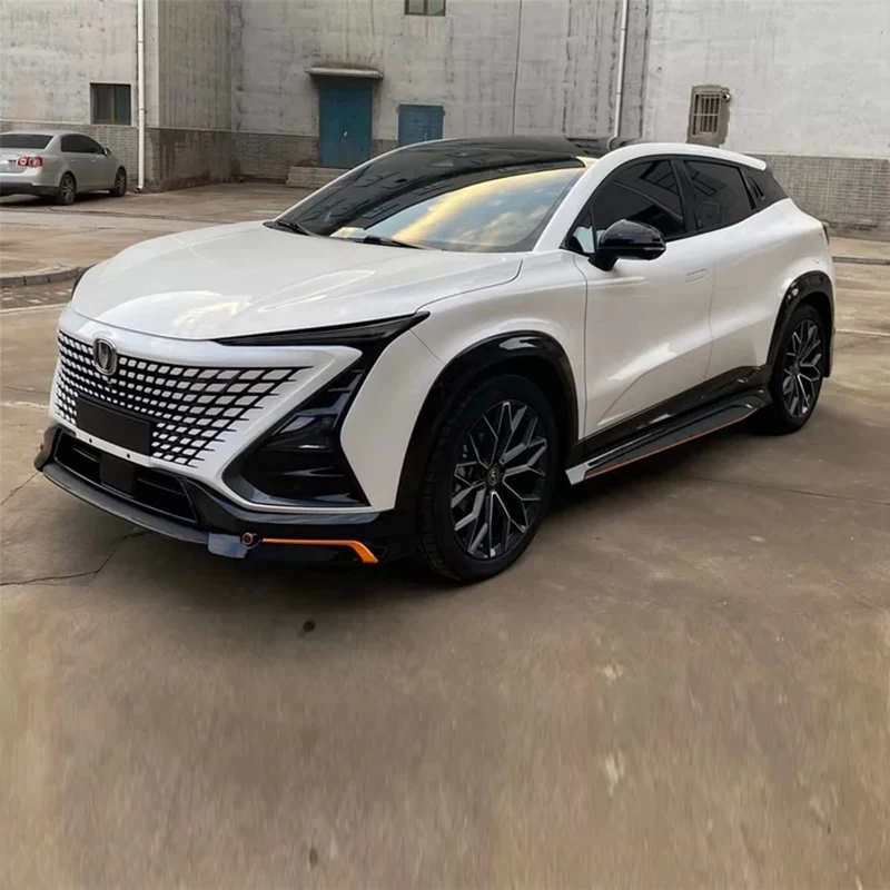 Автомобильный внедорожник Changan Подержанный автомобиль UNI-T 2022 1 5 т отличная модель дисплей пробег 22900 км бензиновые автомобили новая uni T
