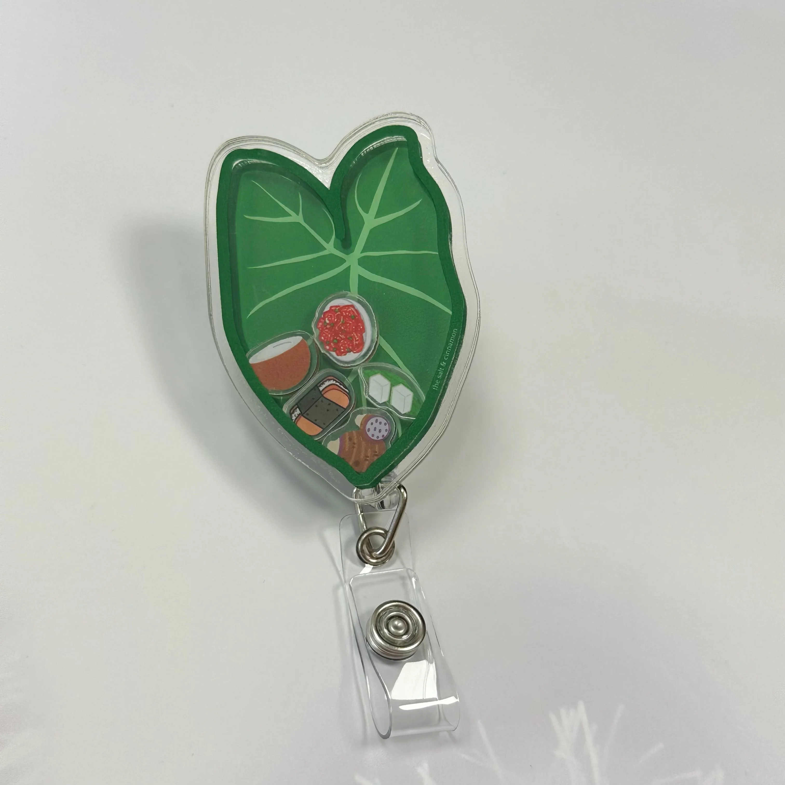 Fashion no moq factory custom made acrylic badge reel medical nurse clear transparent acrylic badge holder with alligator clip