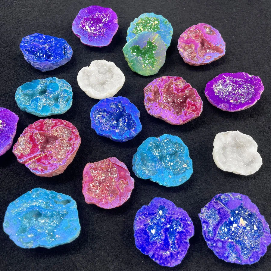 New Arrivals Spiritual Healing Stones Specimens Natural Colorful Aura Agate Geode
