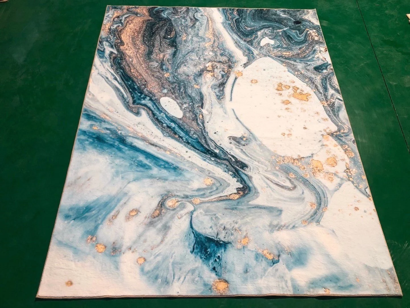 
Whole Sale Chinese Designs Short Pile Cashmere Printed Carpets And Rugs 