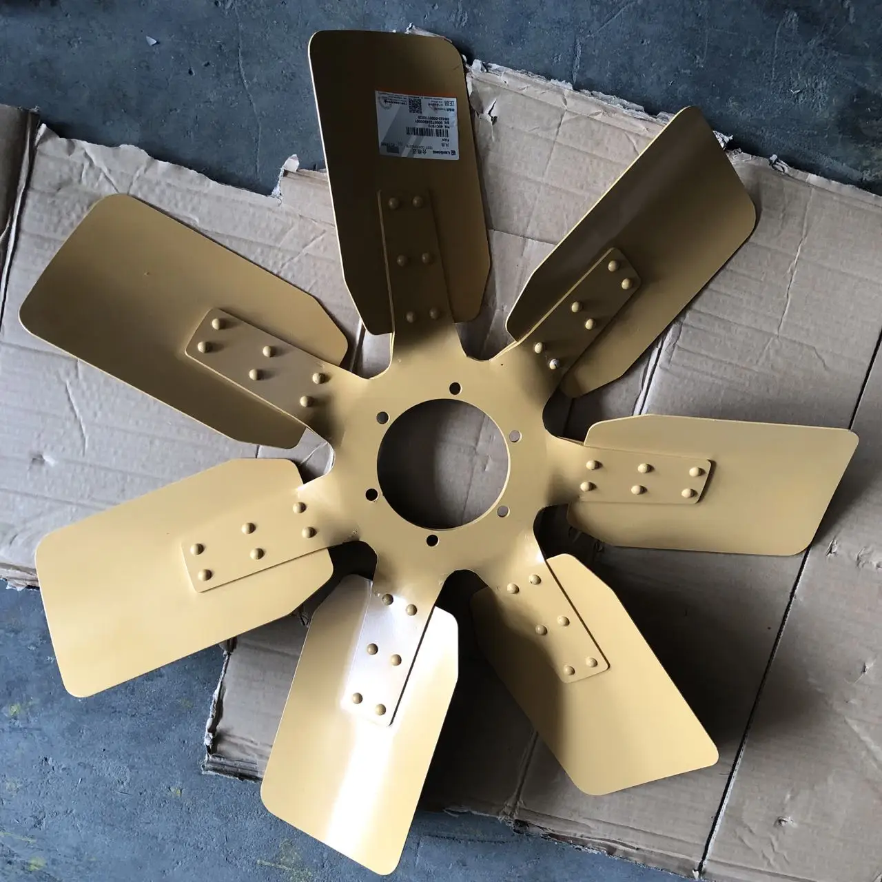 CLG856 WHEEL LOADER ENGINE PARTS  40C1970 fan with 7 leaves