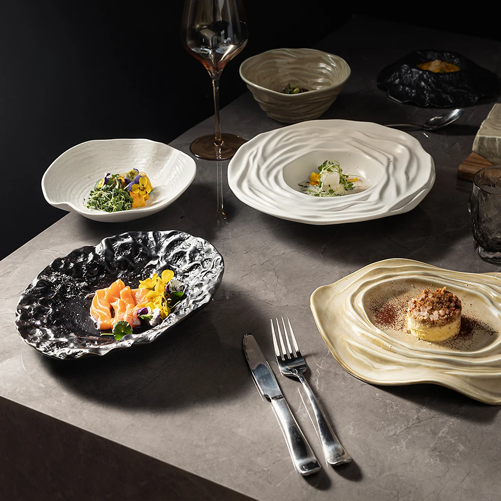 Wholesale Durable Ceramic Crockery Dining Set Plates For Restaurant Black White Soup Porcelain Dinner Irregular Dishes Plate Set