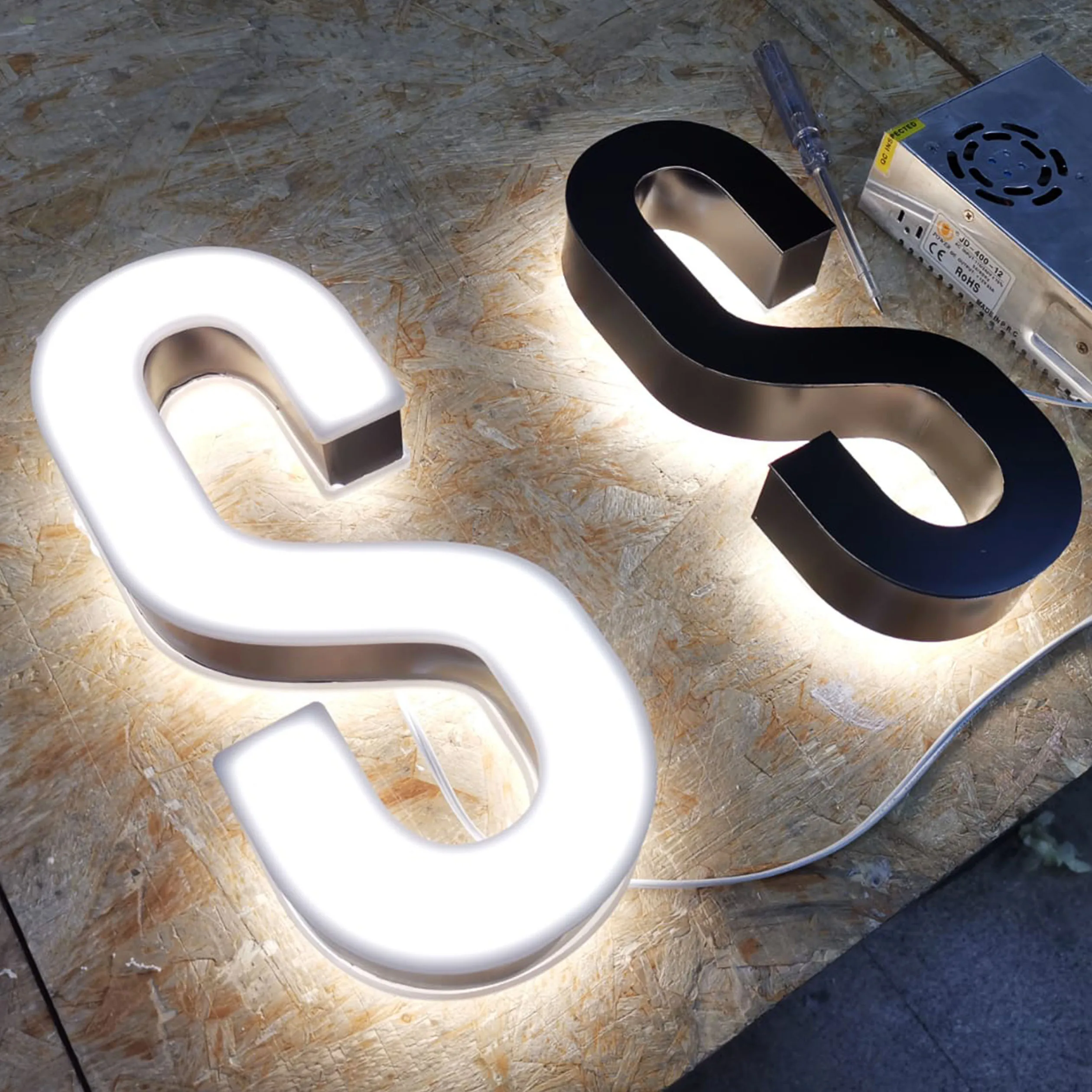 Ejon Y20L Brand Name LED Signage Making Machine 3D Letter Making Machine For Outdoor Signs Making