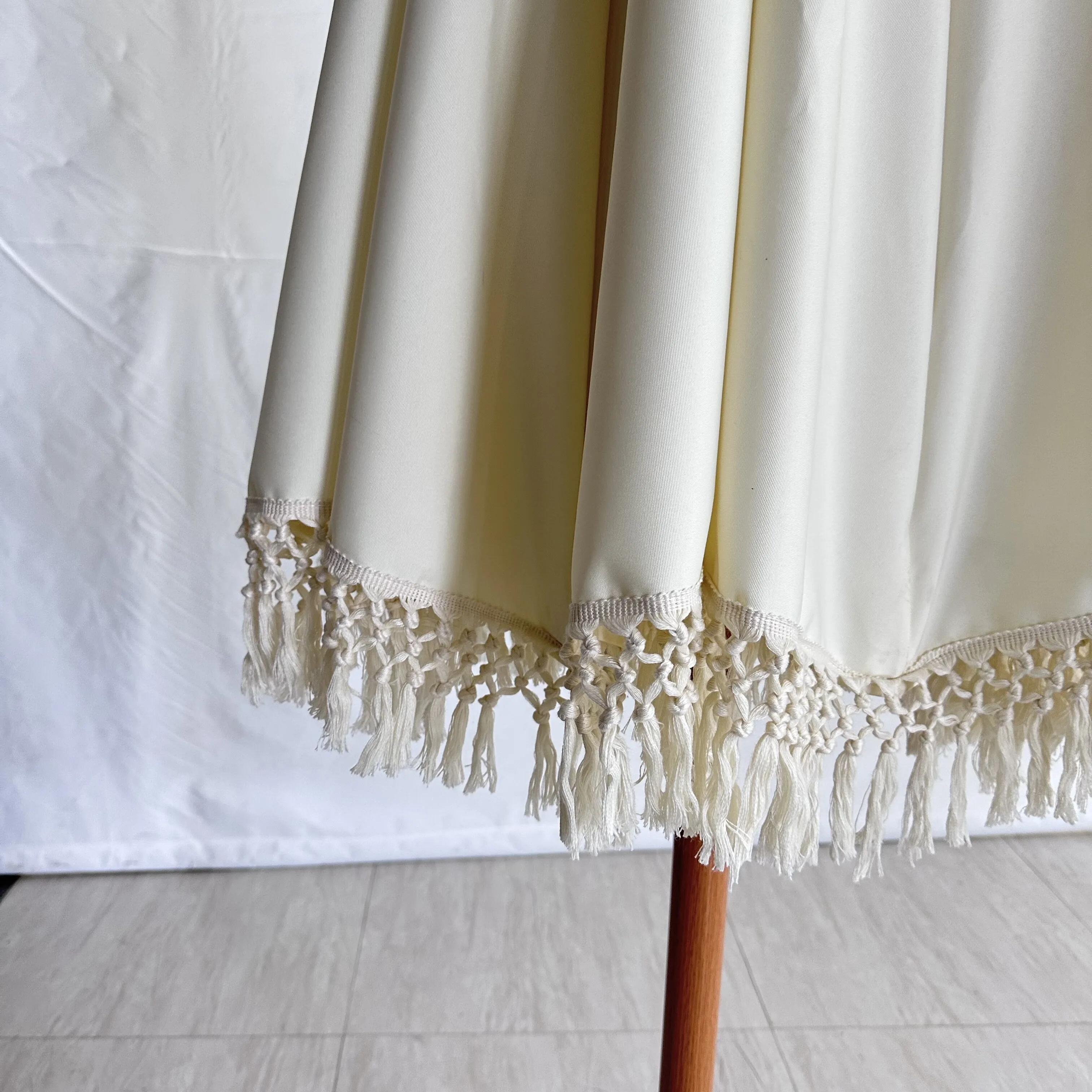 mid pole umbrella with reflective edge wooden beach sun umbrella chinese nylon resident evil umbrella