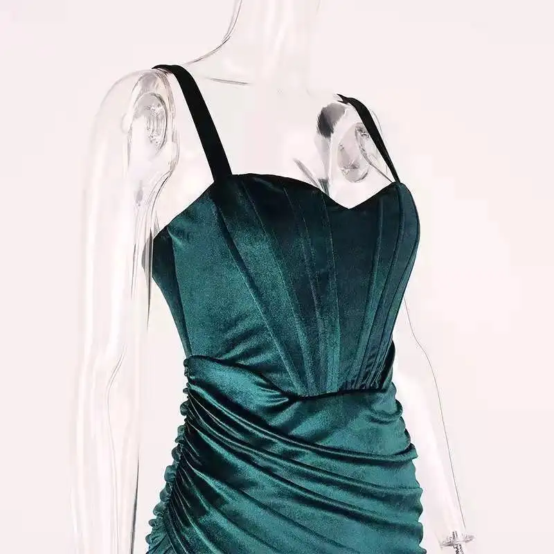 Оптовая продажа Горячие Спагетти ремень Женская мода 2021 платья без рукавов Мини Bodycon платье сексуальное