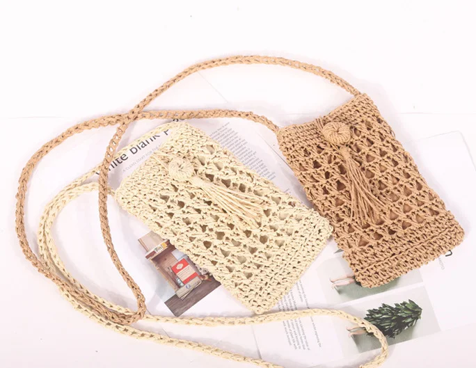 Niyang factory wholesale hot sale design handmade woven knitted beige camel color fashion women small bag mobile phone bags