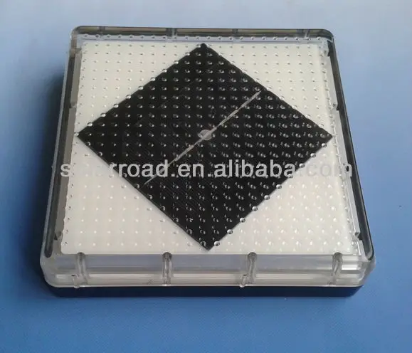 
200X200MM Polycarbonate Solar Garden Lights Outdoor Ground LED Light Plastic Solar Paver Brick Lights 