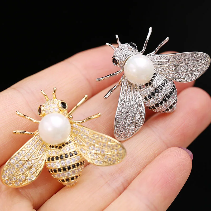 Wholesale Gold Plated Lifelike Diamond Pearl Bee Brooch for Women