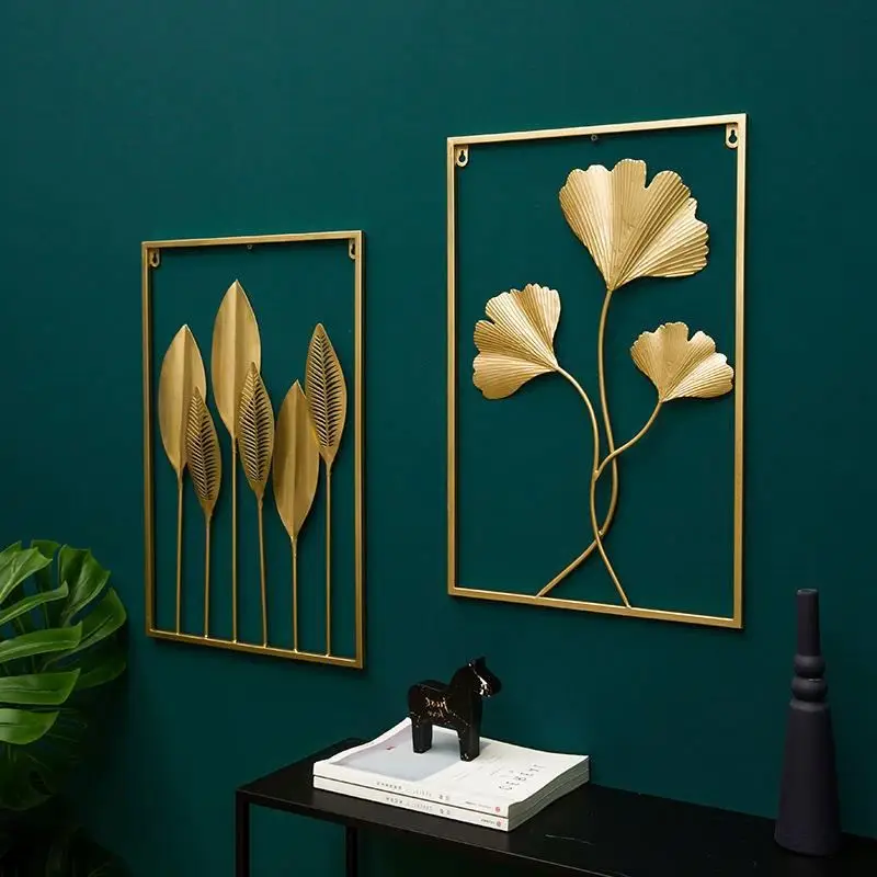 Modern Luxury Creative Chic Style Sunburst Metal Golden Decorative Wall Clock with Arabic Numerals