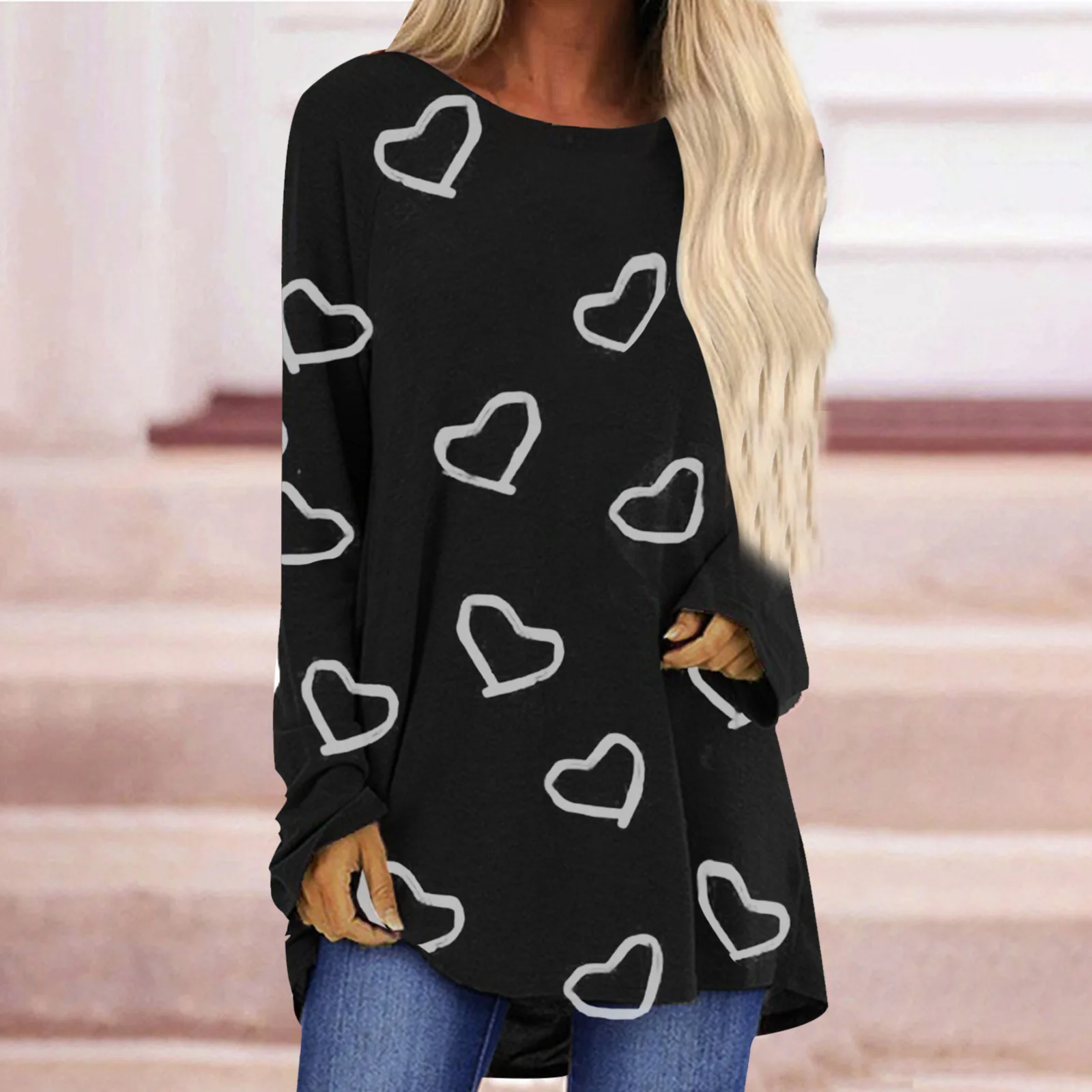 Женские топы больших размеров с забавным принтом конфет и сердец, женские футболки с графическим принтом и изображением конфет и сердец на День святого Валентина, 2022