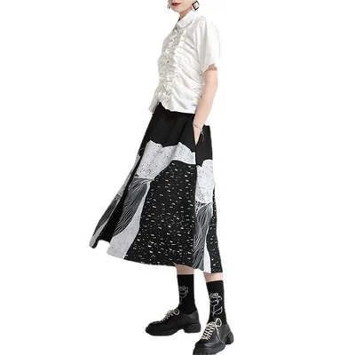 
Design small number of loose and thin Abstract printed skirt 1557 