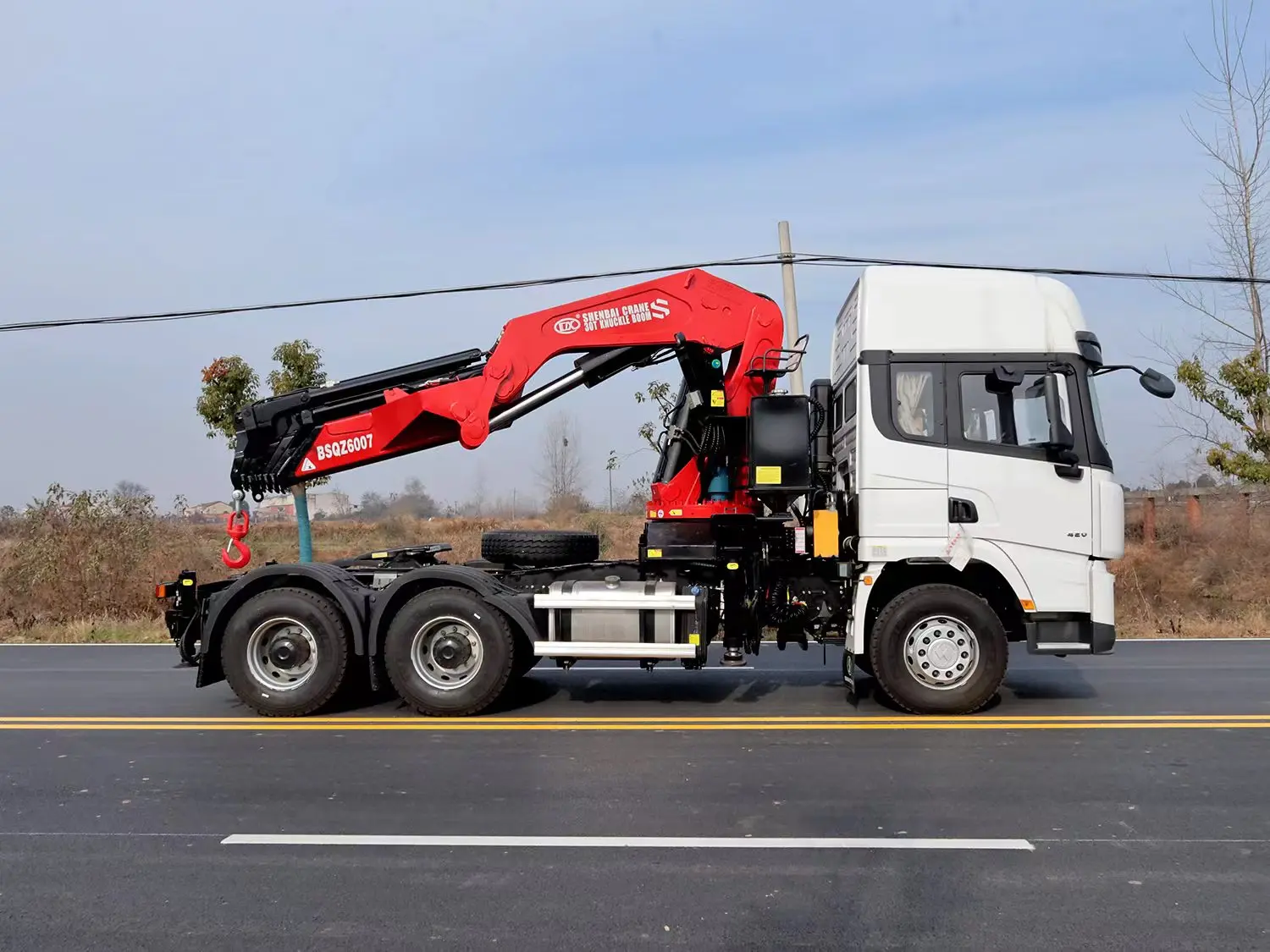 HOT sale Shacman Low Price Full Drive 12ton 14ton 16ton 20ton Crane Mounted Tractor Head Truck