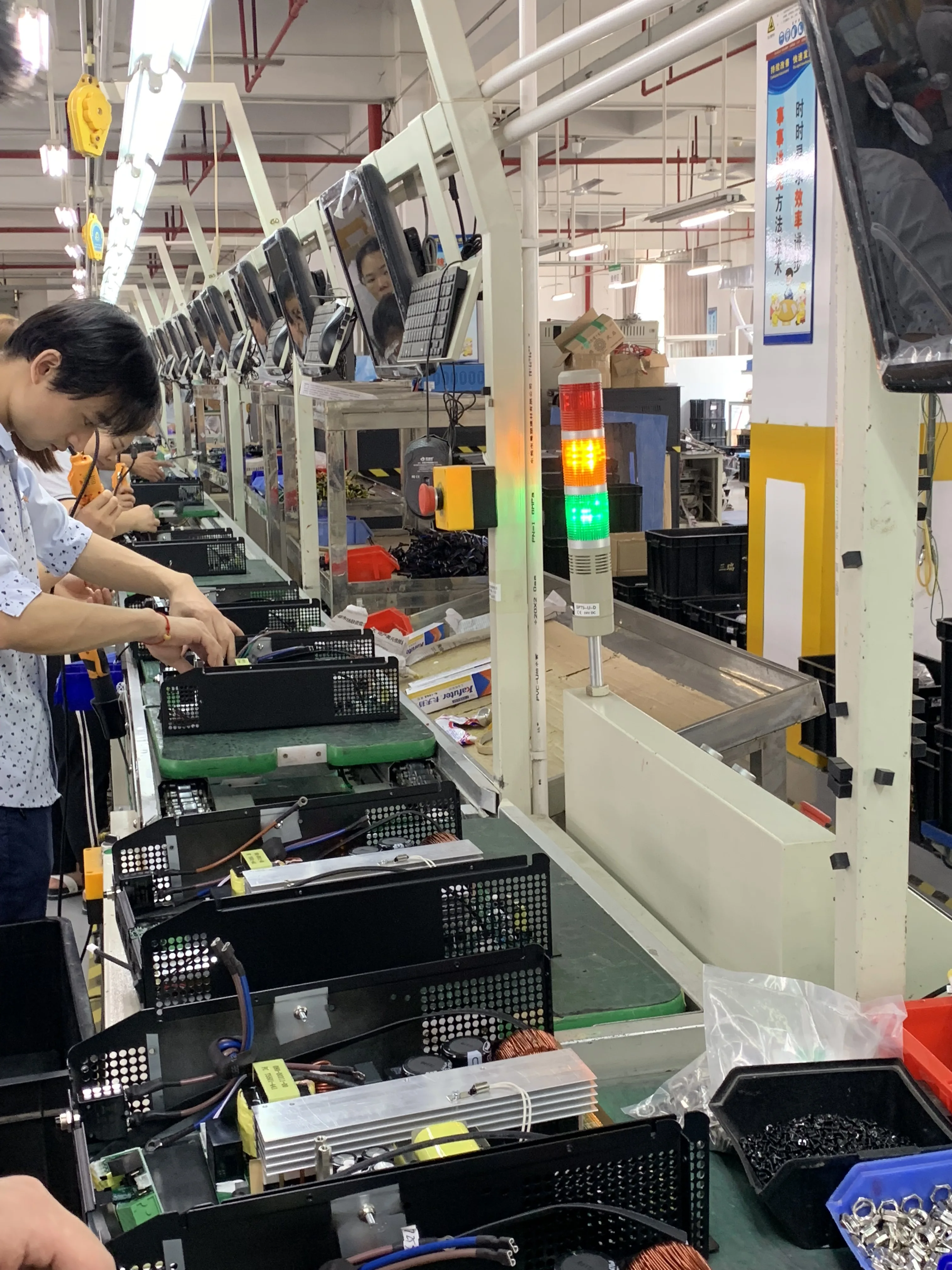 80A MPPT 100A MPPT  Voltronic VM Hybrid solar inverter 5000VA 3200VA with maximum 500VDC PV input voltage