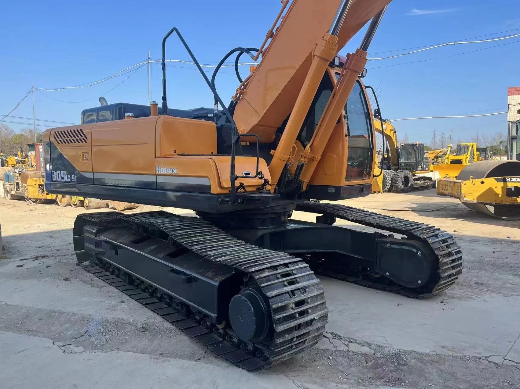 Popular Model Hyundai 305-9T Excavator Korean Second Hand Digger Machine Excavadora