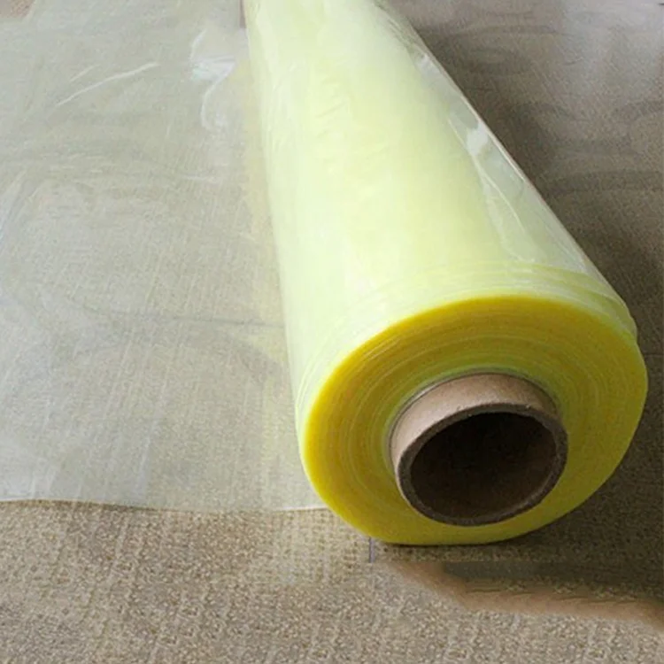 Vacuum bagging film for vacuum molding process