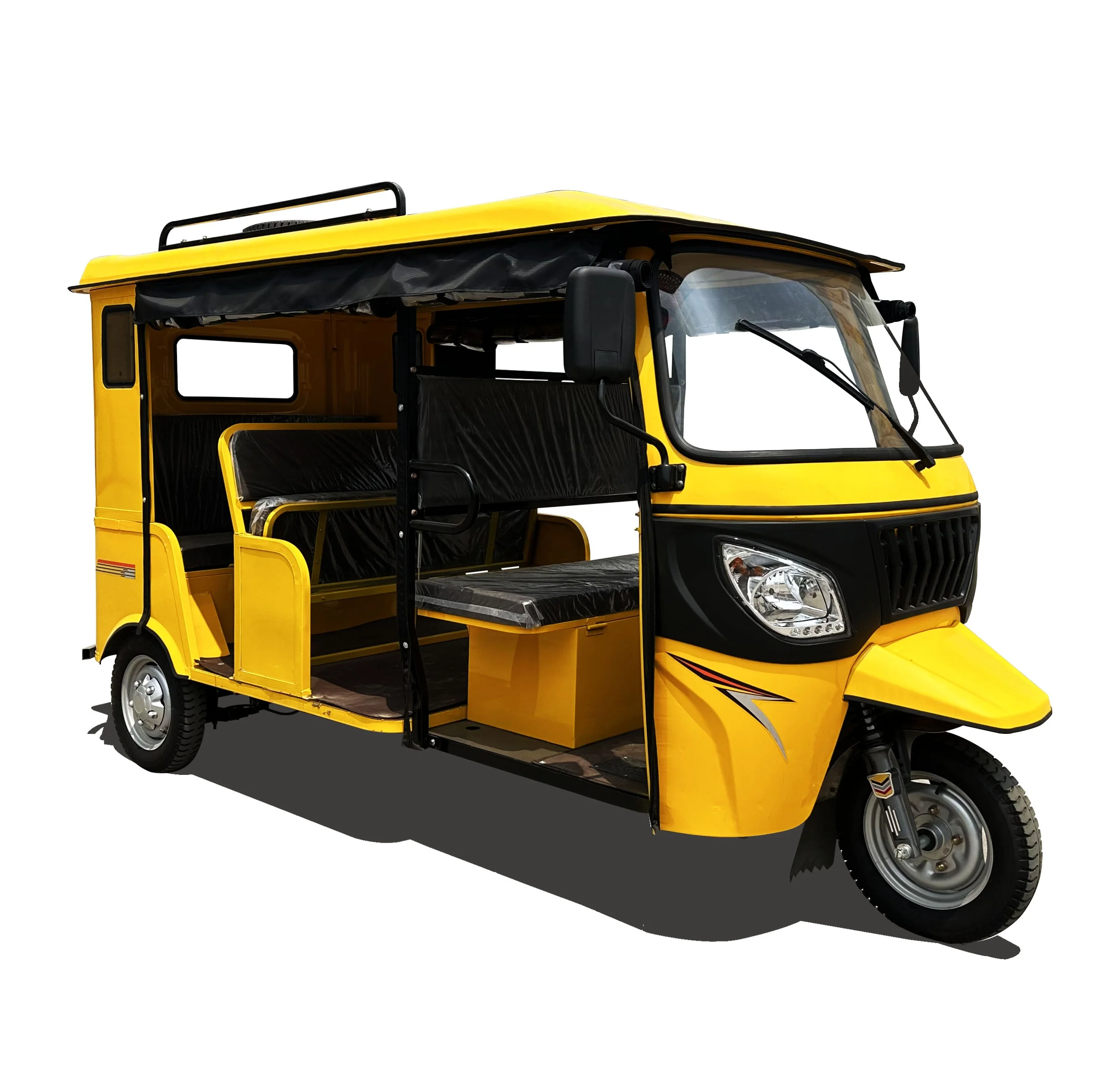 Электрический трехколесный велосипед в стиле Bajaj