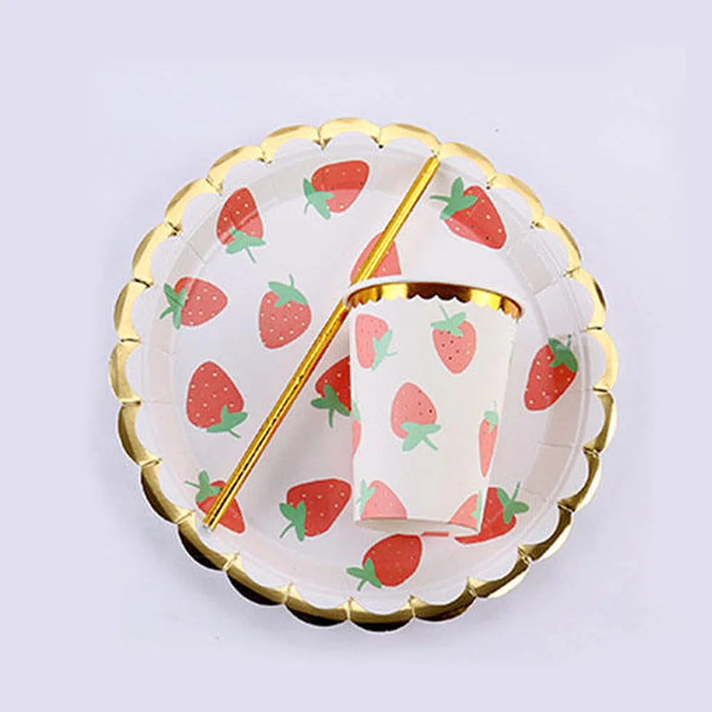 wholesale Birthday/party/festival celebration round plate Party dinner set lemon strawberry disposable paper cup paper tray set