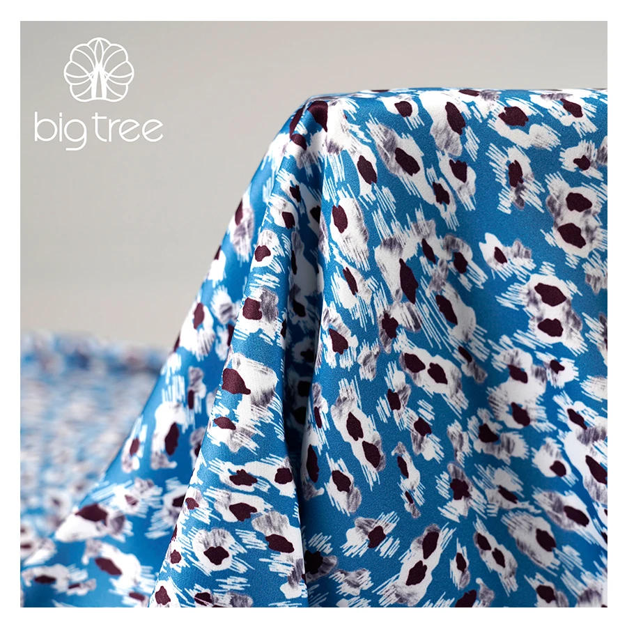 No MOQ Leopard Blue Digital Print Woven Silk Satin 100% Polyester Fabric for Long Dress Shirt